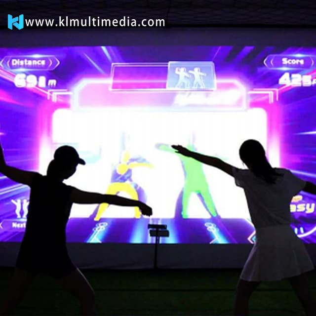 لعبة ثقب في الجدار