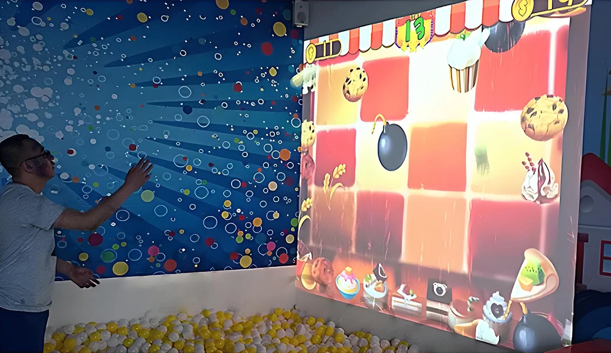 العاب إسقاط على الحائط