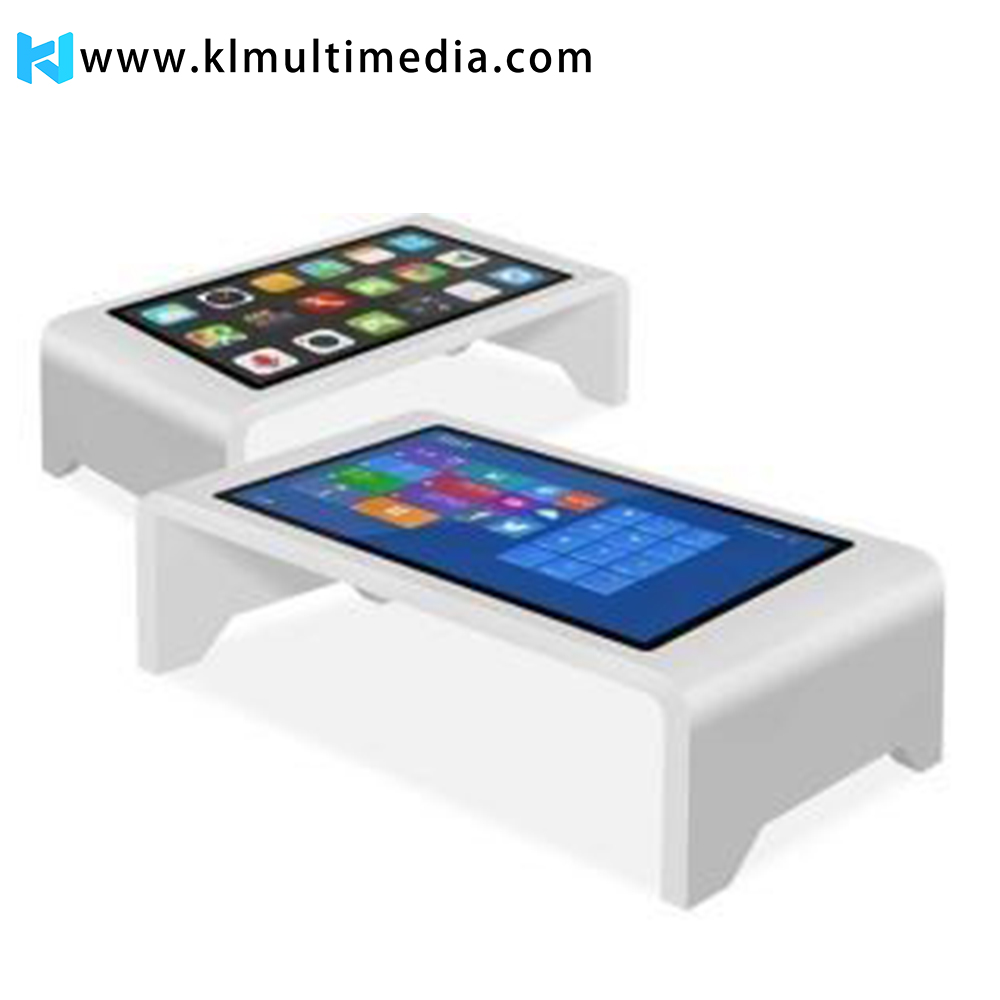 طاولة شاشة تعمل باللمس