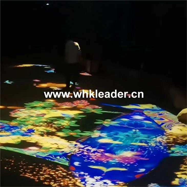 معرض الحوت الغامر